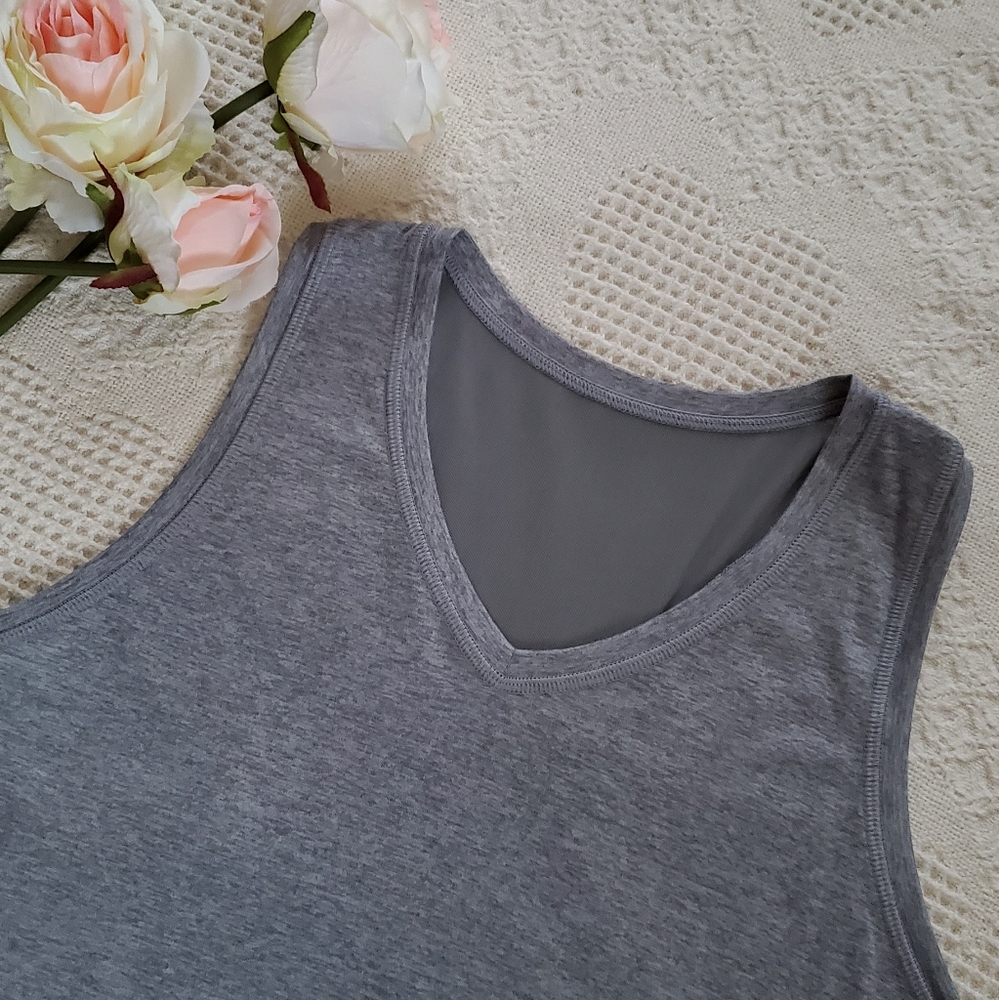 SPORTS DRESS - Picture 2 of 3